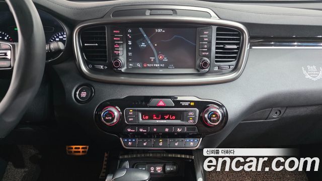 Kia Sorento 2019 — photo 21