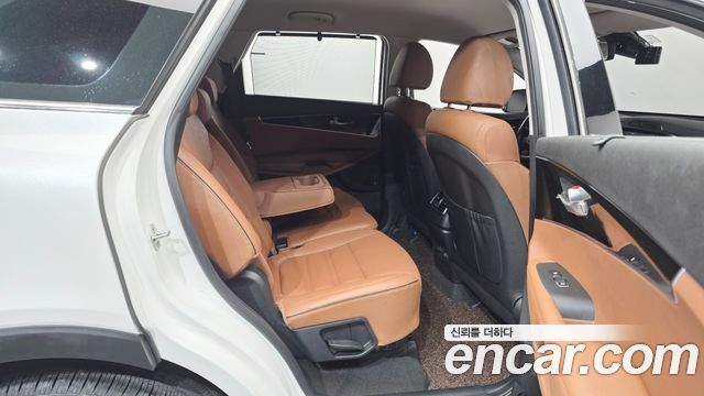 Kia Sorento 2019 — photo 25