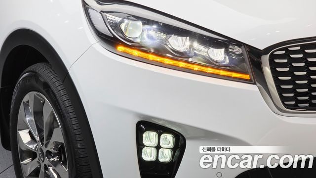 Kia Sorento 2019 — photo 8
