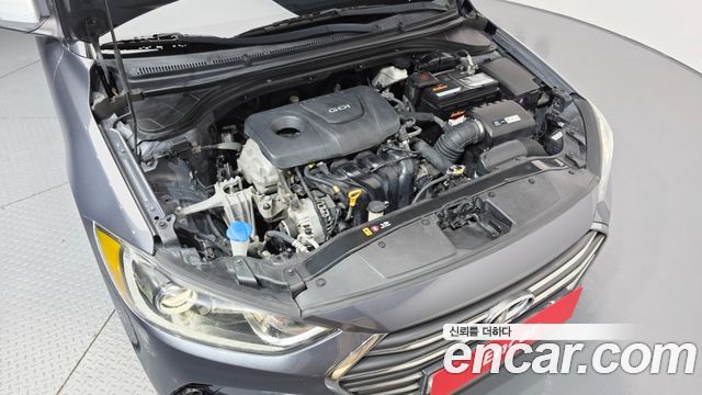 Hyundai AVANTE 2017 — photo 6