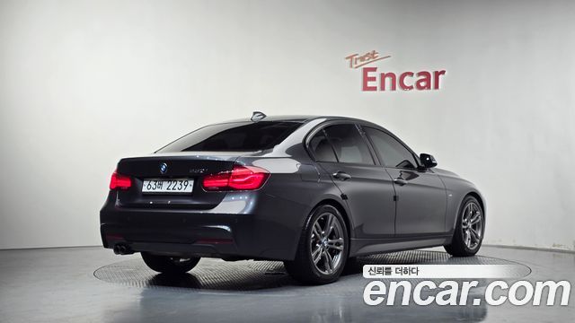 BMW 3-Series 2018 — photo 2