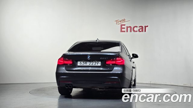 BMW 3-Series 2018 — photo 4