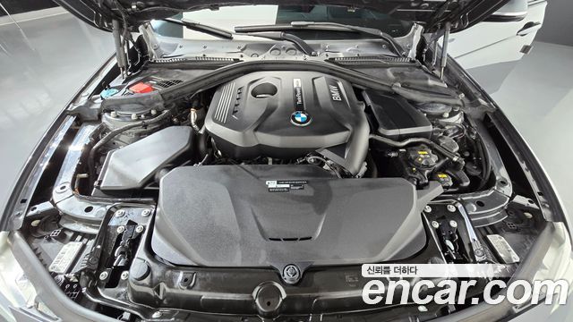 BMW 3-Series 2018 — photo 6