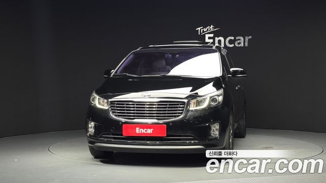 Kia Canival 2015 — photo 3