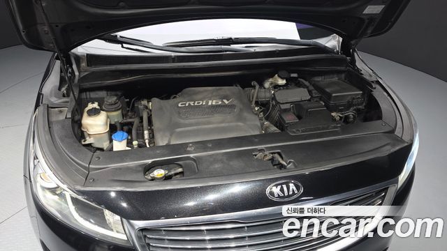 Kia Canival 2015 — photo 6