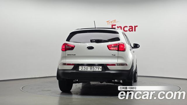 Kia Sportage 2011 — photo 4