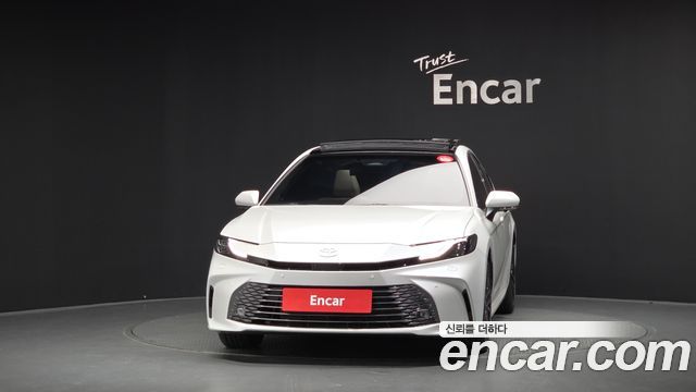 Toyota Camry 2026 — photo 3