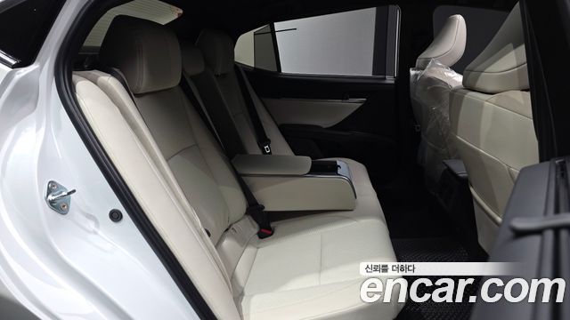 Toyota Camry 2026 — photo 18