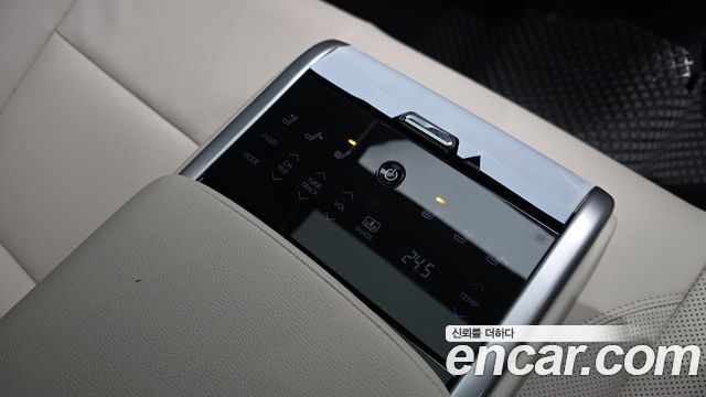 Toyota Camry 2026 — photo 23