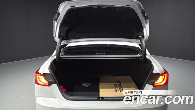Toyota Camry 2026 — photo 26