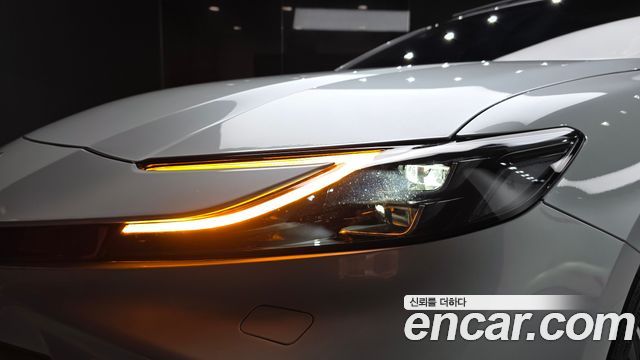 Toyota Camry 2026 — photo 8