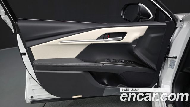 Toyota Camry 2026 — photo 14