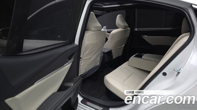 Toyota Camry 2026 — photo 16