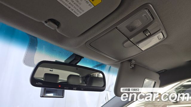 Hyundai Accent 2012 — photo 18
