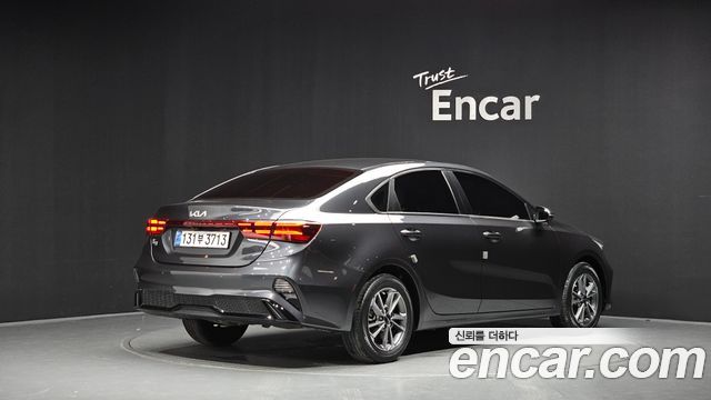 Kia K3 2022 — photo 2