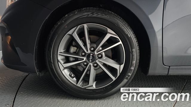 Kia K3 2022 — photo 5