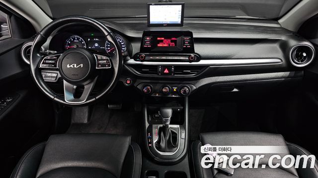 Kia K3 2022 — photo 10