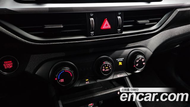 Kia K3 2022 — photo 23