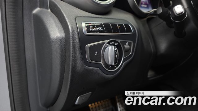 Mercedes-Benz C-Class 2016 — photo 19