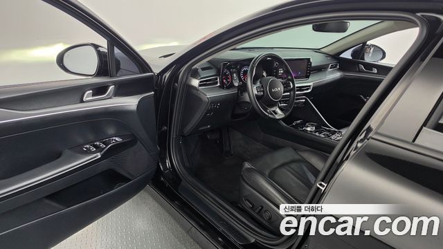 Kia K5 2023 — photo 13