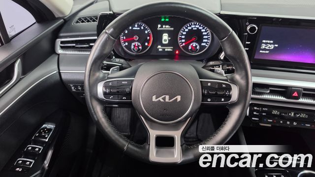 Kia K5 2023 — photo 19