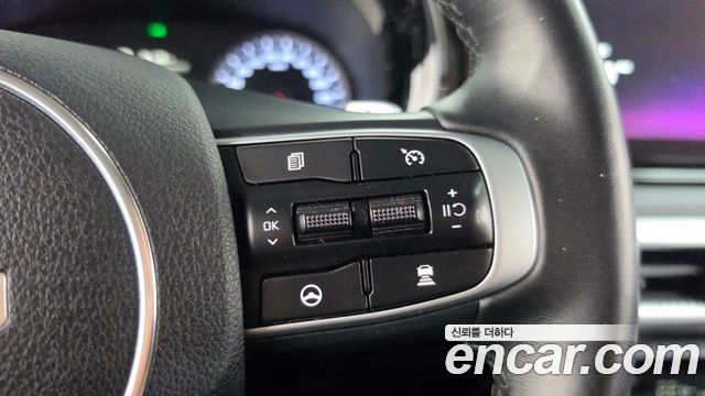 Kia K5 2023 — photo 23