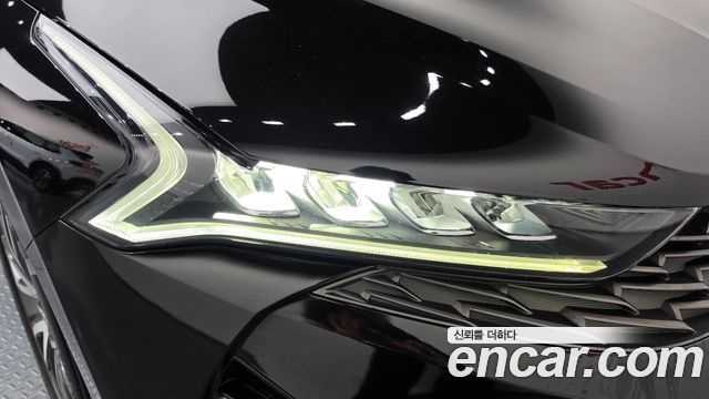Kia K5 2023 — photo 8
