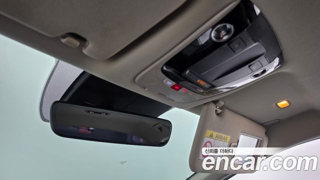 Kia K5 2023 — photo 29