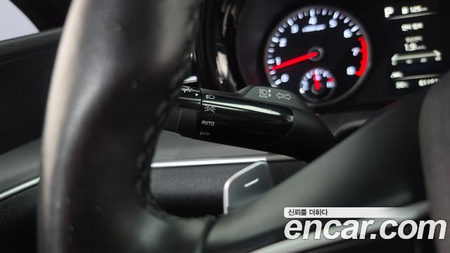 Kia K5 2023 — photo 32