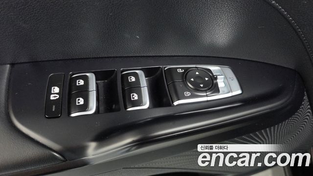 Kia K5 2023 — photo 33