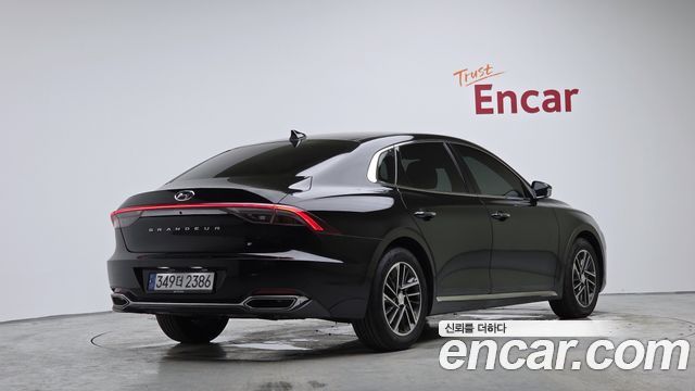 Hyundai Grandeur 2023 — photo 2