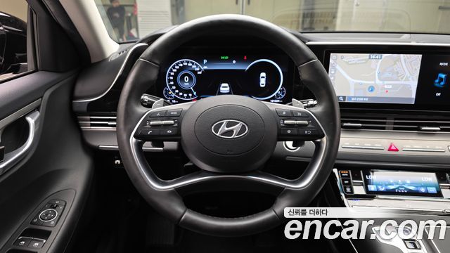Hyundai Grandeur 2023 — photo 13
