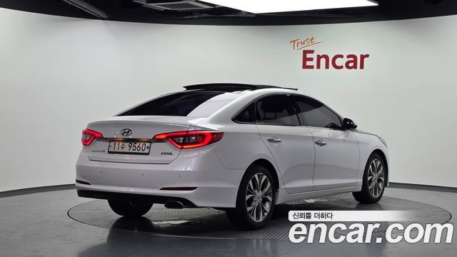 Hyundai Sonata 2015 — photo 2