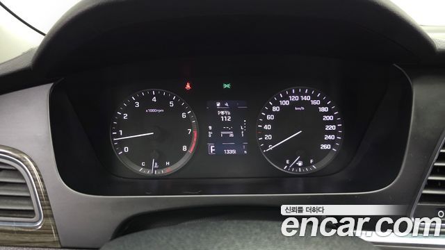 Hyundai Sonata 2015 — photo 8