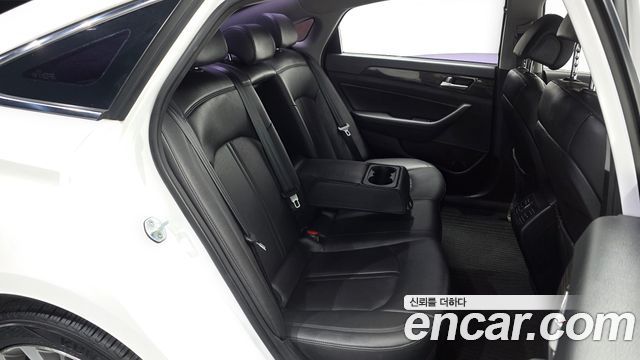 Hyundai Sonata 2015 — photo 11
