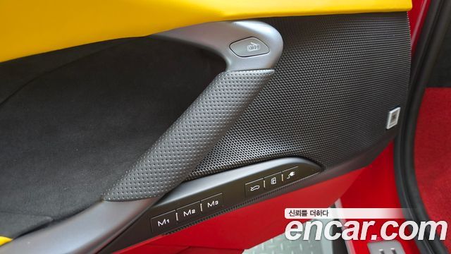 Ferrari 296 2023 — photo 13