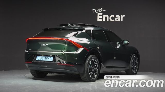 Kia EV6 2022 — photo 2