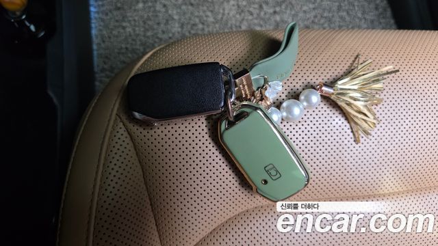 Kia EV6 2022 — photo 22