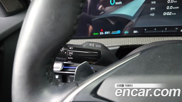 Kia EV6 2022 — photo 30