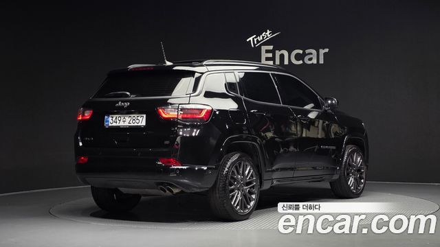 Jeep Compass 2022 — photo 2