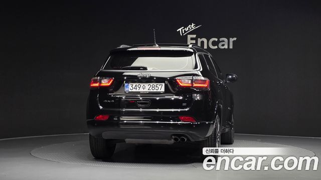 Jeep Compass 2022 — photo 4