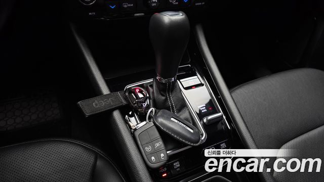 Jeep Compass 2022 — photo 9