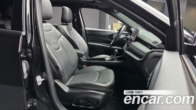 Jeep Compass 2022 — photo 11