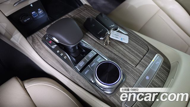 Kia K9 2022 — photo 9