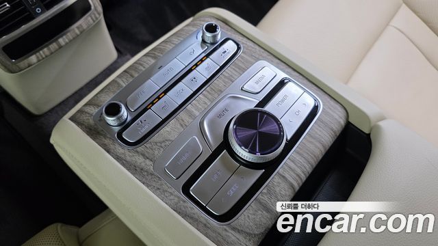 Kia K9 2022 — photo 18