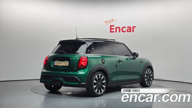 Mini Cooper 2022 — photo 2