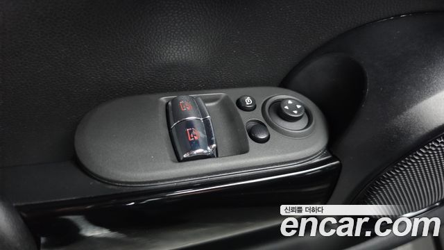Mini Cooper 2022 — photo 25