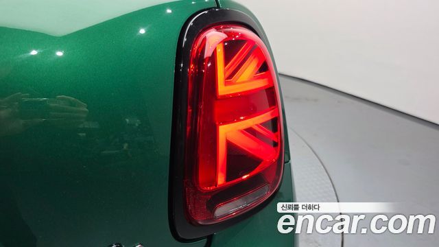 Mini Cooper 2022 — photo 9