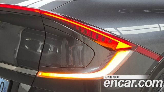 Kia EV6 2025 — photo 9