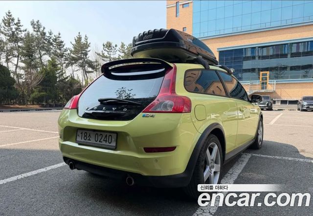Volvo C30 2012 — photo 2
